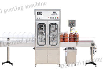 正確的使用食用油灌裝機(jī)是很重要的