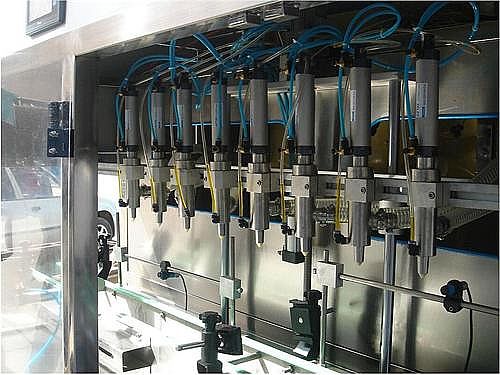 橄欖油灌裝線細(xì)節(jié)圖